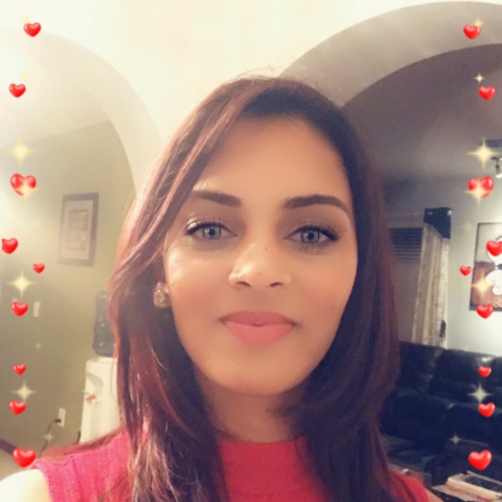 Meet your Posher, Divya